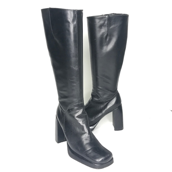 Guess Shoes - VTG Guess Black Leather Square Heeled Boots SH0598